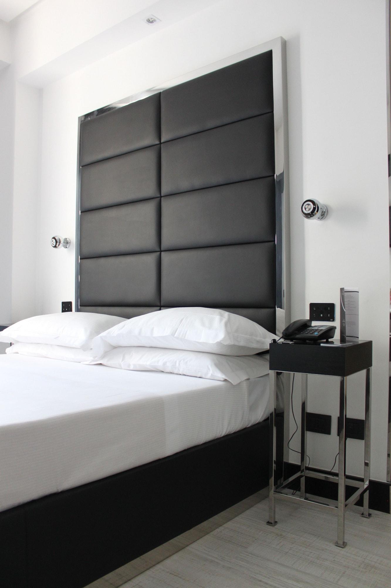 Lhp Hotel Napoleon Milánó Kültér fotó