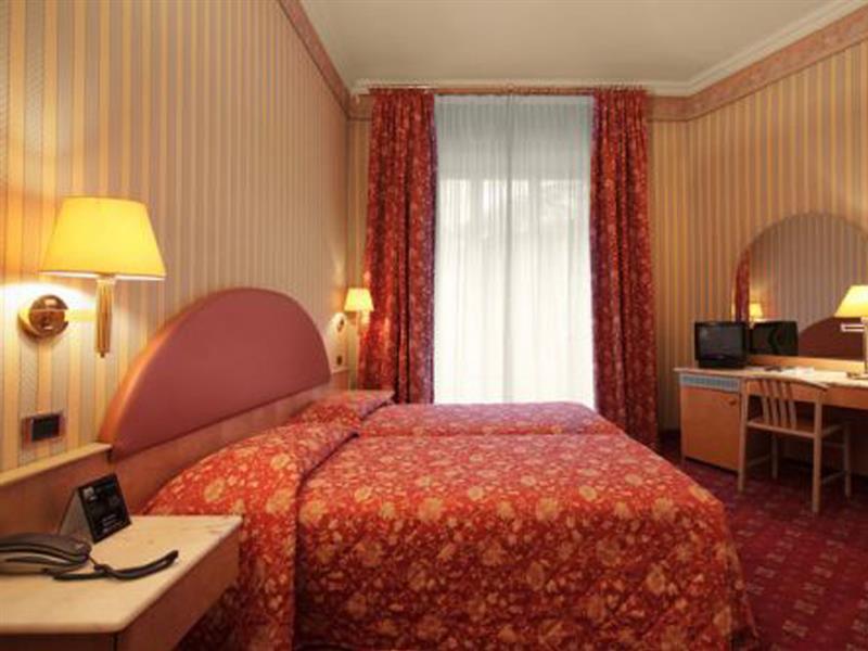Lhp Hotel Napoleon Milánó Kültér fotó